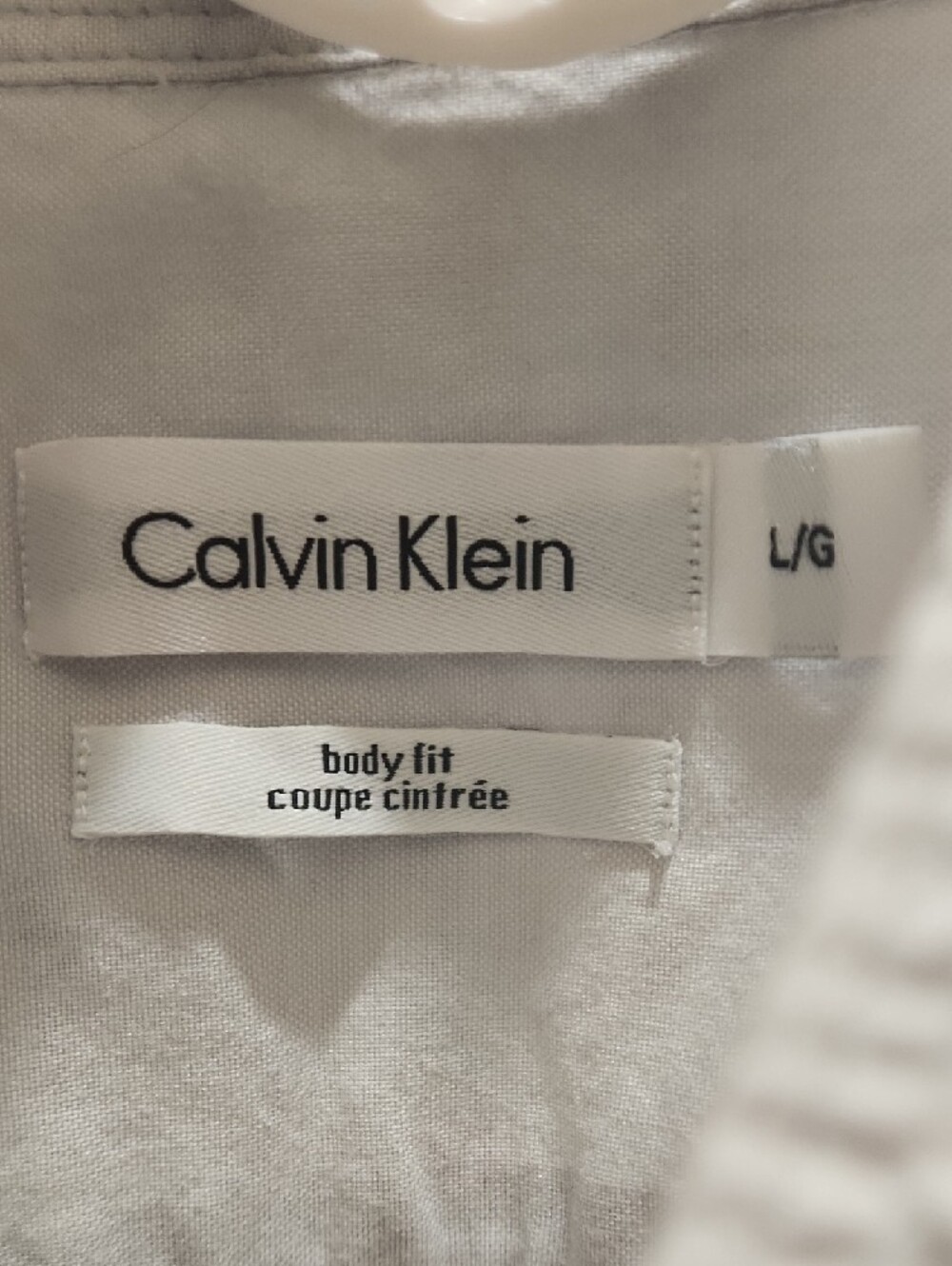 Calvin Klein White Button-Up Shirt Body Fit with Subtle Gray Logo Print Large - Picture 3 of 16
